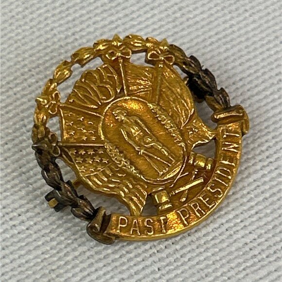 Vintage WBA Women's Bar Association Past President Pin 10K Gold Filled - Picture 2 of 6